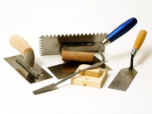 plastering tools 300x225 Штукатурные работы